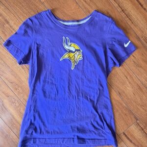 Woman's Nike Purple Minnesota Vikings Peterson Tee - Size L